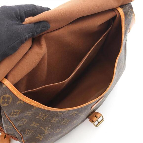 LOUIS VUITTON Brown Monogram Leather Shoulder Bag - Picture 3 of 11